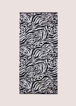 MONO ZEBRA JACQUARD BEACH TOWEL £12