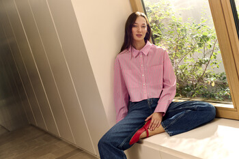 https://az.prshots.es/contents/archives/128/189/images/thumb350x287_auto/ff_d14164_24-spring-007_214_thumb.jpg