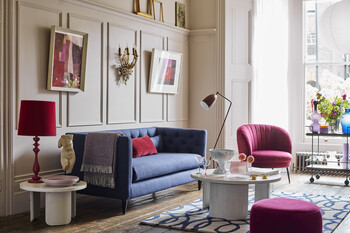 https://az.prshots.es/contents/archives/1301/714/images/thumb350x287_auto/dfs_co_plc_savoir-living-room-roomset-2_thumb.jpg