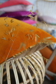 https://az.prshots.es/contents/archives/1979/1012/images/thumb350x287_auto/designers_guild_new-accessories_aw20_294892_thumb.jpg