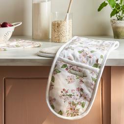 Sophie Allport x National Trust Blossom Double Oven Glove, lifestyle