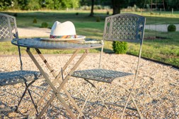 Bistro Set NT Oak Leaf Sage Brown £350