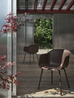 Muuto Fiber Outdoor Armchair - Brown Red