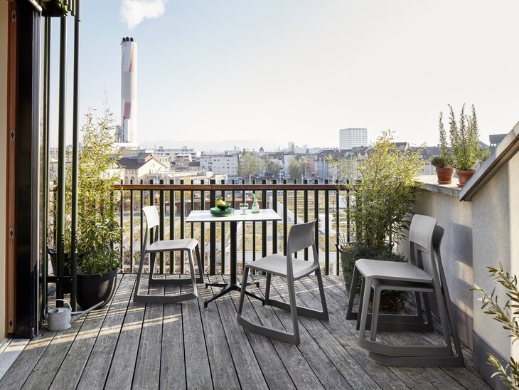 nest.co.uk-vitra tip ton re chair-ref2093982