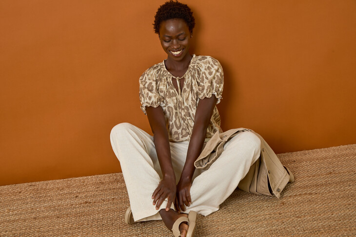 roman originals-roman stone full length linen trousers floral animal print tie neck top-ref2079963
