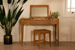 Valencia Oak Dressing Table with Mirror - RRP €699 NOW €325