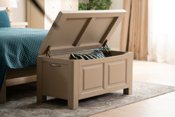 Toscana Blanket Box RRP €449 NOW €225