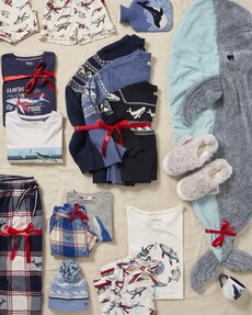 https://az.prshots.es/contents/archives/2507/1209/images/thumb350x287_auto/fatface_fatface-x-shelter-kids-whale-fairisle-hat-e46558-12.50-s_b0304_thumb.jpg
