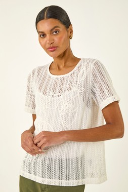 Roman Cream Textured Floral Line Stretch Top
