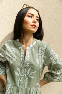 Roman Petite Tropical Tiered Dress