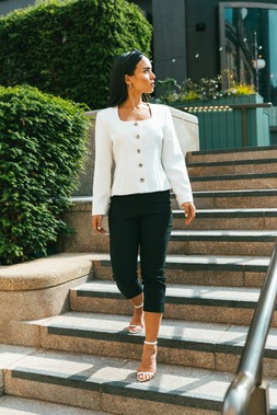 Roman Petite Scoop Neck Buttoned Jacket