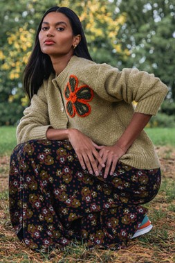 Roman Green Flower Embroidered Button Cardigan