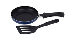 Homesense-mini frying pan & turner &pound;4.99 (RRP &pound;XX)