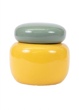 Candle – pink and yellow assorted £12.99