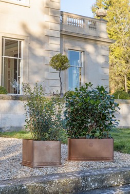KEW AGED COPPER REGENCY OUTDOOR PLANTER 62CM &pound;139.99 & KEW AGED COPPER REGENCY OUTDOOR PLANTER 38CM &pound;114.99