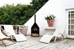 OUTDOOR HENLEY FIREPLACEBLACK WITH GRILL IRON. &pound;499.99