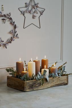 Antique Gold Mistletoe Wreath &pound;29.99 2
