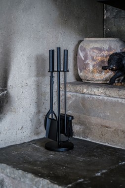 AW25 Ivyline - IRON FIRESIDE COMPANION SET ROUND