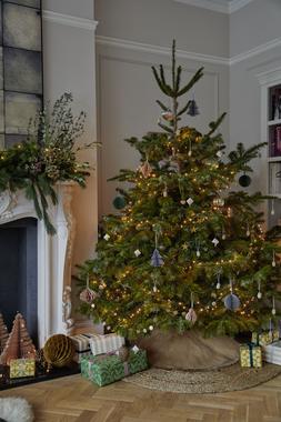 Jute Tassel Tree Skirt &pound;17.99