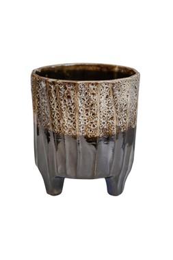 Neve Dark 3 Leg Planter H19cm D17cm £23.99