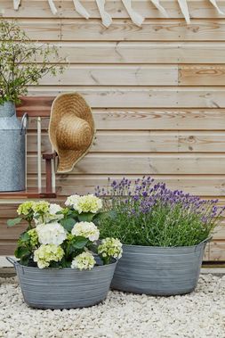 OUTDOOR MATLOCK OVAL PLANTERS