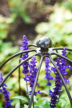 OUTDOOR PLANT SUPPORT ZINC H50CM W26CM