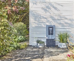 OUTDOOR CONTEMPORARY WATER FEATURE CEMENT H81CM W35CM &pound;449.99