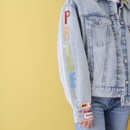 Hobbycraft 6 Ways to Customise Clothing for Pride Ideas Hub Project (4)