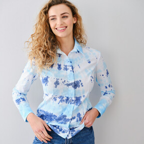https://az.prshots.es/contents/archives/3746/1580/images/thumb350x287_auto/hobbycraft_hobbycraft-how-to-tie-dye-a-shirt-ideas-hub_thumb.jpg