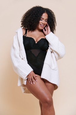 Boost Lace Body Black £49 €72 CAD $99 AUS $119.95 14