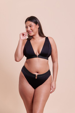 SIREN SEASNON-WIRED BIKINI TOP £35 €53 USD$66 CAD$79 AUD$85.95 &   SIREN SEASHIGH LEG BIKINI BRIEF £22 €33 USD$39  CAD$43 AUD$44.95