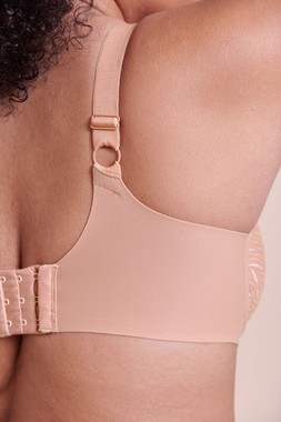 SMOOTHIE LACE LATTE MOULDED BALCONY BRA £38 €57 USD$71 CAD$87 AUD$91.95 & BRAZILIAN BRIEF £16 €25 USD$28 CAD$30 AUD$32.95