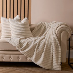 OHS Faux Fur Thick Ribbed Throw - Natural-£16