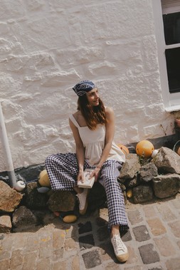 Zuri Cotton Poplin Top £99 x Layne Linen Trousers £129 x Cotton Neckerchief £45