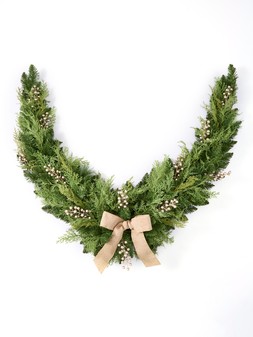 WK1FH The Very Collection Bow Christmas Swag £40