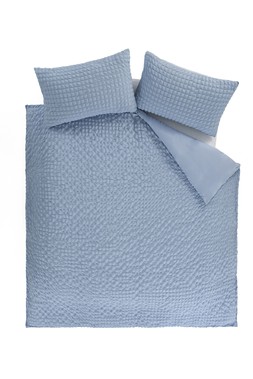 WYQE1 The Very Collection Pippa Seersucker Duvet Set from £35