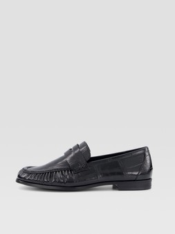 WZJ1T The Very Collection Ruched Penny Loafer £35