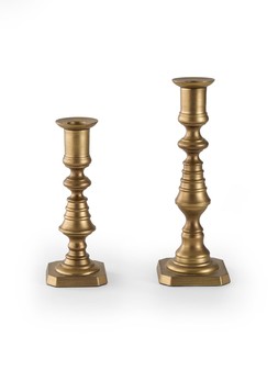 X0ASK The Very Collection Set of 2 Antique Brass Candlestick Holders £25