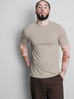 PRIMARK COTTON STRETCH REGULAR FIT TEE, £4.50, €5, NE €5, $8, RON25, PLN22, CZK130, HUF1900 (6)