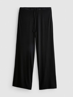 PRIMARK EDIT MODAL LEG, £16, €18, $25, RON90, CZK470, PLN80