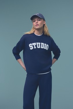 PRIMARK JUMPER NAVY £12 €14 NE€16 $18 RON70 PLN60 CZK365