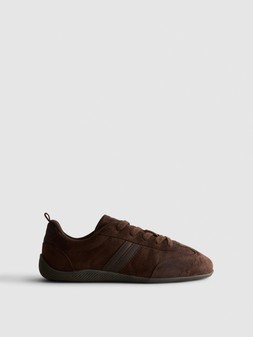 PRIMARK OLDER BOYS SLIM FASHION TRAINER, $18 RON70 HUF5200 PLN60 CZK365 €(NE)15 €14 £12 (2)
