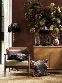 https://az.prshots.es/contents/archives/98/201/images/thumb350x287_auto/marks_amp_spencer_national_gallery_04_uncropped_thumb.jpg