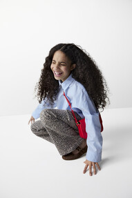 https://az.prshots.es/contents/archives/98/201/images/thumb350x287_auto/marks_amp_spencer_stripe-poplin-shirt-18-leopard-kickflare-jean__49332_thumb.jpg